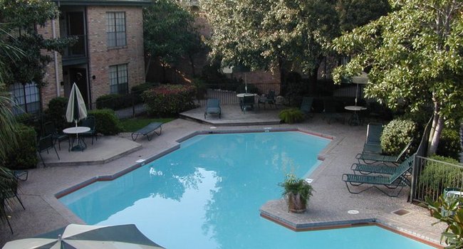 Sun Blossom Cottages 14 Reviews Houston Tx Apartments For