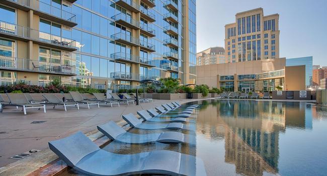 Glass House by Windsor - 64 Reviews | Dallas, TX Apartments for Rent