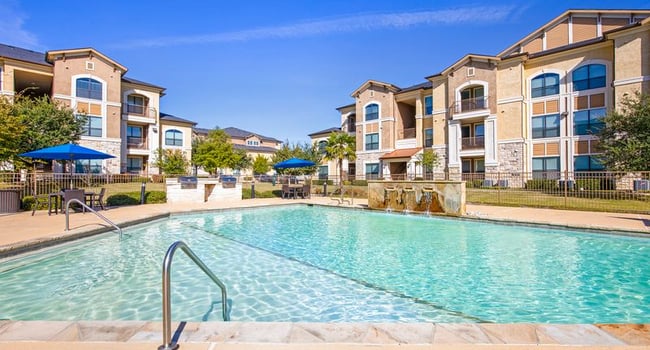 Summercrest Burleson Apartments - Burleson TX