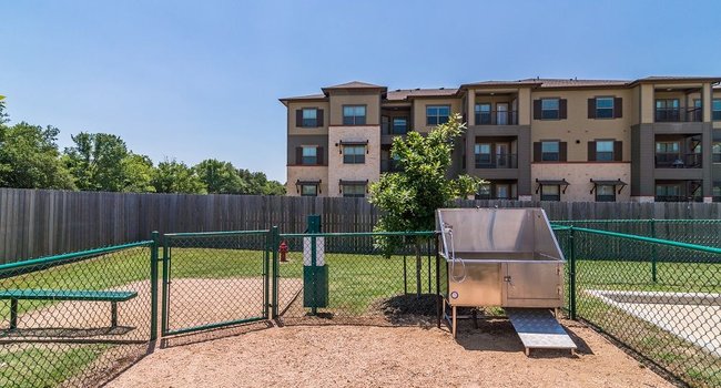 Crenshaw Grand Apartments - 22 Reviews | Pasadena, TX Apartments for