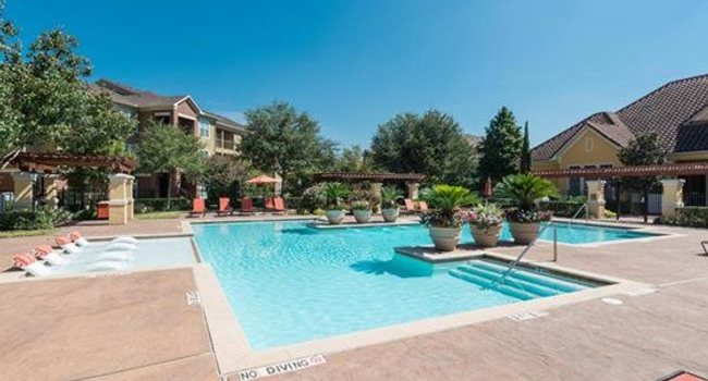 Villa Toscana - 155 Reviews | Houston, TX Apartments for Rent