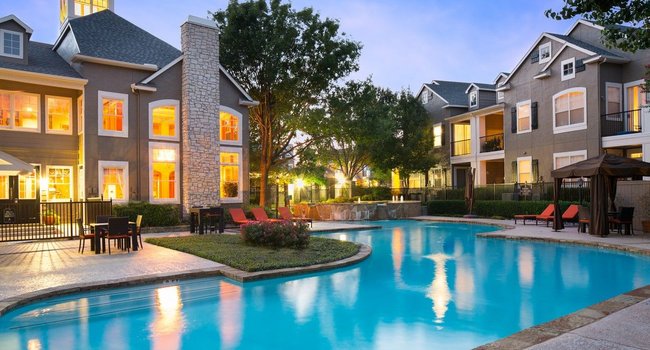 Mapleshade Park - 52 Reviews | Dallas, TX Apartments for Rent | ApartmentRatings©