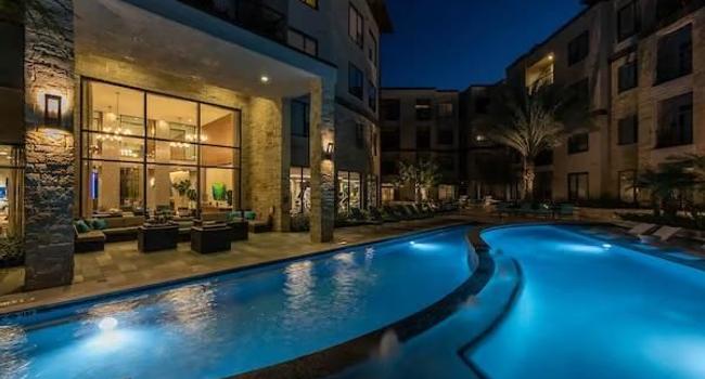 7 Seventy Reviews - Houston, TX | 770 North Eldridge Parkway | 14