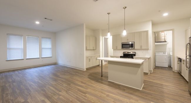 Pearl Midlane River Oaks - 46 Reviews | Houston, TX Apartments for Rent