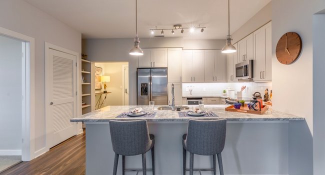 Canvas Valley Forge 4 Reviews King Of Prussia Pa Apartments For Rent Apartmentratings C