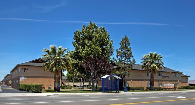 Golden Sands Apartments 3 Reviews Victorville Ca Apartments For Rent Apartmentratings C