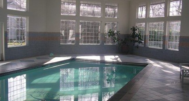 Canterbury Court Apartments 49 Reviews Bellingham WA Apartments