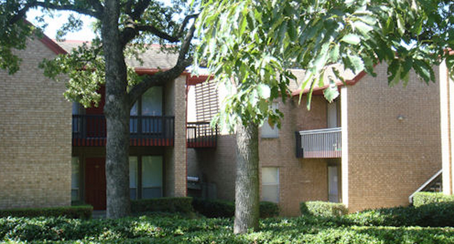 Londonderry Oaks Apartments 71 Reviews Denton Tx Apartments