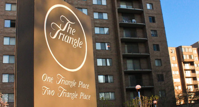 Triangle Apartments 49 Reviews Cleveland Oh Apartments For Rent Apartmentratings C