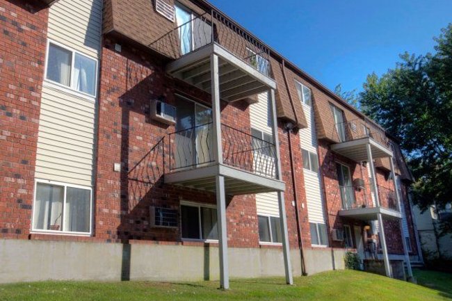 Colony Park Apartments - 74 Reviews | Lowell, MA Apartments for Rent | ApartmentRatings©