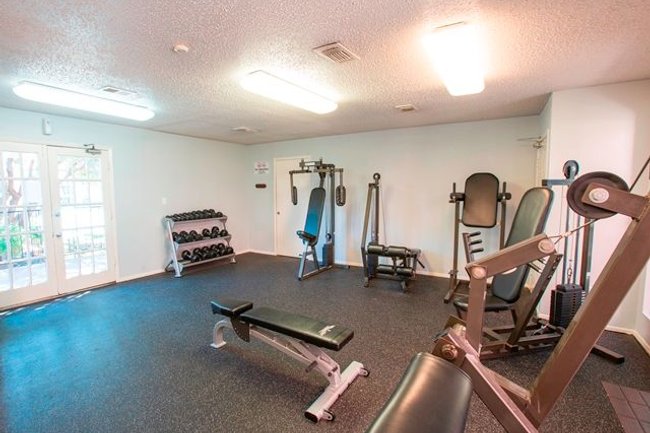Copper Hill Apartments - 140 Reviews | Bedford, TX Apartments for Rent | ApartmentRatings©