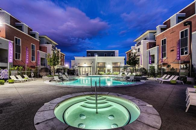 Elysian @ The District - 7 Reviews | Henderson, NV Apartments for Rent