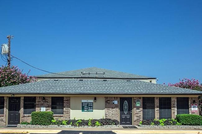 Blair's Cove Apartments - 60 Reviews | Waco, TX Apartments for Rent