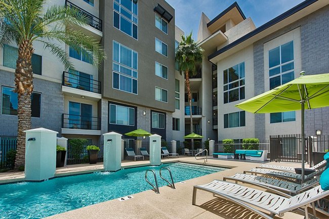 Ninety Degrees At Paradise Ridge Apartments 105 Reviews Phoenix Manager Uploaded Photo Of Ninety Degrees At Paradise Ridge Apartments In Phoenix Az