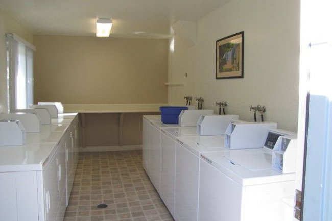 Plum Street Garden Apartments - 15 Reviews | Capitola, CA Apartments